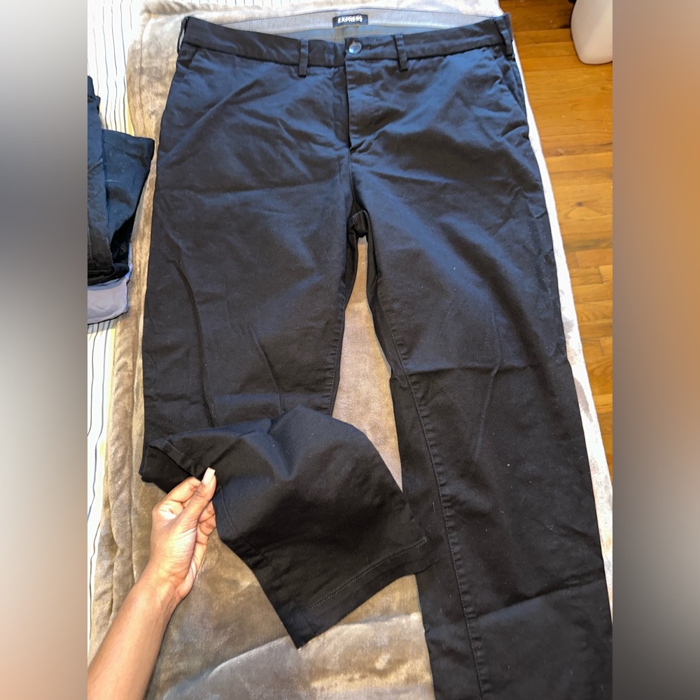 All black slim fit men’s slack pants